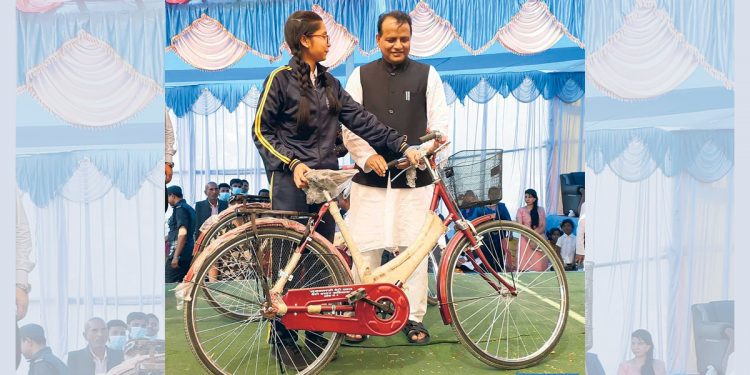 ‘बेटी पढाऊ, बेटी बचाऊ’ कार्यक्रममा १० करोड बढी भ्रष्टाचार