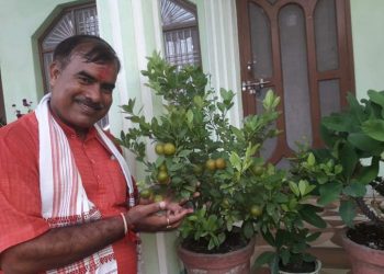 काँग्रेस नेता यादव एमालेमा प्रवेश गर्दै