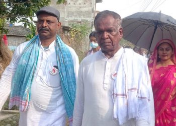 उम्मेदवार महाजन र ज्ञानेन्द्र घरदैलोमा व्यस्त