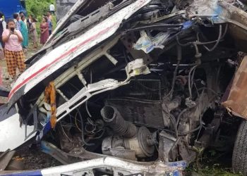 बारामा बस दुर्घटना, १६ जनाको मृत्यु