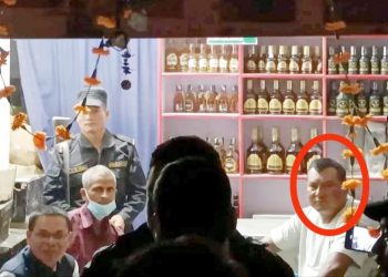 घुस रकमसहित वरिष्ठ सई पक्राउ