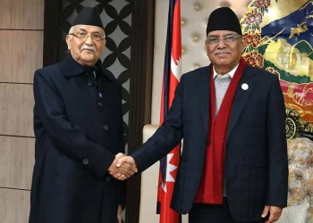 प्रचण्ड र ओलीबीच छलफल