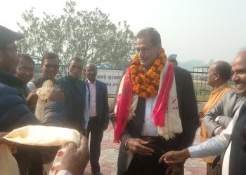 राजनीति संक्रमणकाल लम्बिएको छ : सापकोटा