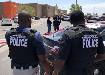 अमेरिकाको केन्टकी शहरको एक बैंकमा गोली चल्दा पाँच जनाको मृत्यु