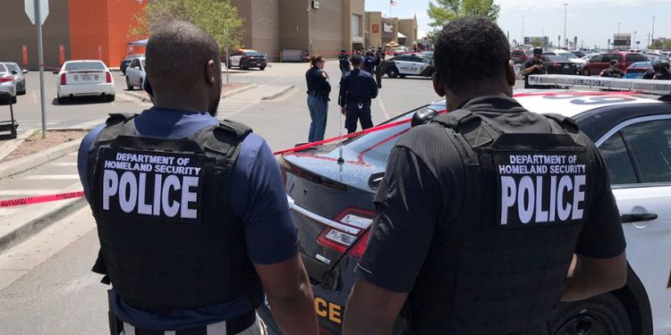 अमेरिकाको केन्टकी शहरको एक बैंकमा गोली चल्दा पाँच जनाको मृत्यु