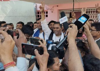 उपेन्द्र यादवले गराए बारा क्षेत्र नं २ बाट उम्मेदवारी दर्ता