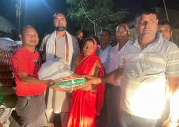 दलित सरोकार मञ्चद्धारा पीडित परिवारलाई राहत वितरण