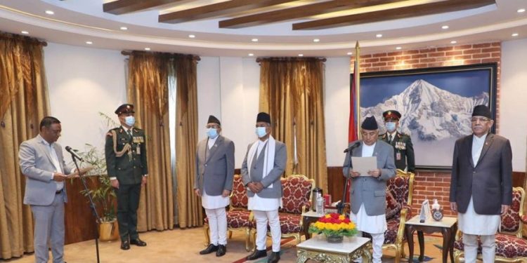 जसपाका नवनियुक्त मन्त्रीहरुले लिए शपथ