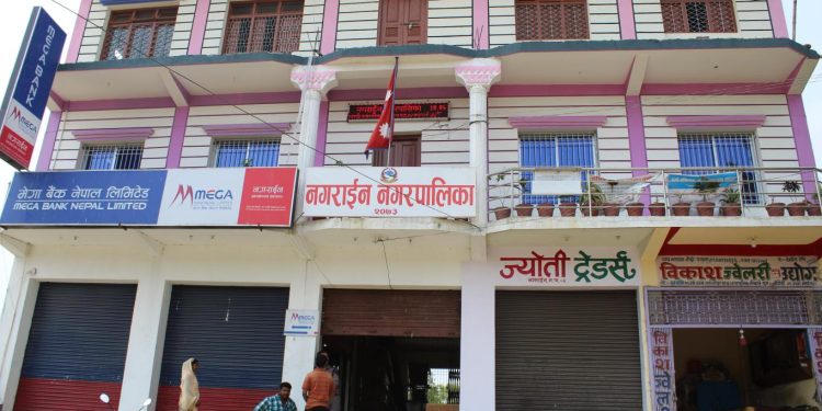 धनुषामा घुस रकमसहित वडा सचिव पक्राउ