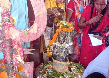 आज साउनको पहिलो सोमबार, शिवालयहरुमा भक्तजनको भिड