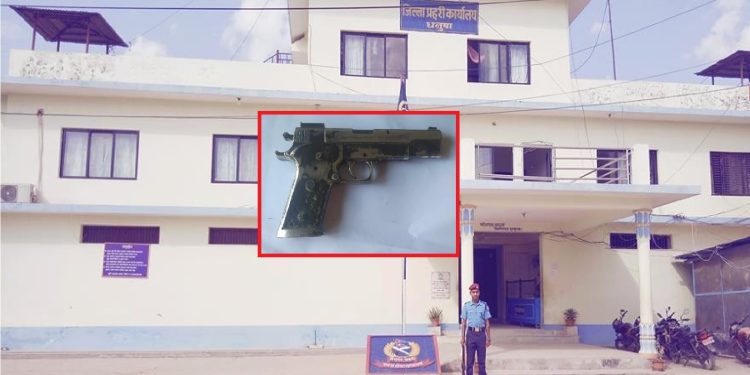 नक्कली पेस्तोल देखाएर सर्वसाधारणलाई डराउने दुई जना पक्राउ