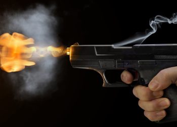 महोत्तरीमा गोली प्रहारबाट एकजना घाइते, ११ जना पक्राउ