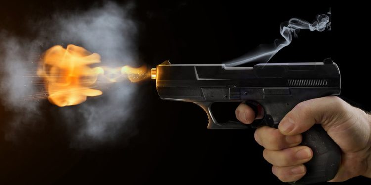 महोत्तरीमा गोली प्रहारबाट एकजना घाइते, ११ जना पक्राउ