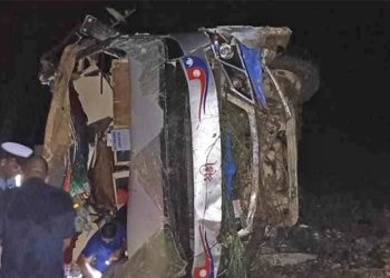 मधेश प्रदेश : तीर्थयात्री बोकेको बस दुर्घटना, सातको मृत्यु