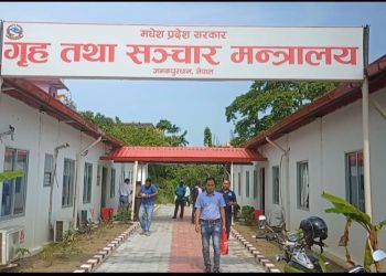 मधेश सरकारद्वारा बाढी पीडितलाई १०/१० लाखको राहत