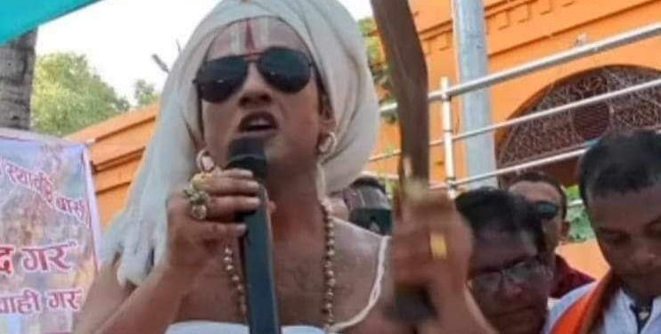 हिंसा मच्चाउन खोजेको आरोपमा श्रीनिवास पक्राउ