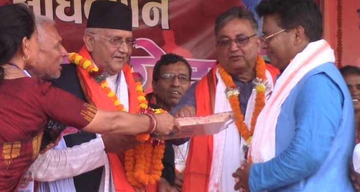 जनमत छाडेर पूृर्वसांसद किशोरी साह एमालेमै फर्किए