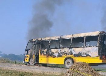 स्कुल बसको ठक्करबाट २ जनाको मृत्यु