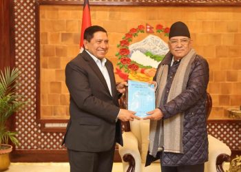 प्रधानमन्त्रीलाई बुझाइयो मिटरब्याजसम्बन्धी प्रतिवेदन