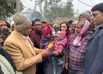 मृत्यु भएका बिनको परिवारलाई आर्थिक सहयोग