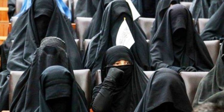 अफगानिस्तान : आठ सय महिला जेलमा