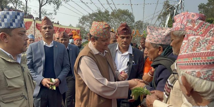 पूर्वराजा शाहद्वारा नीलकण्ठ बाबाधाममा पूजा