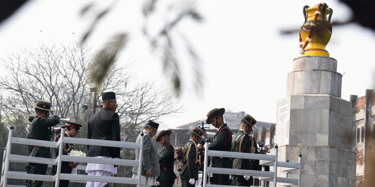 आज विभिन्न कार्यक्रम गरी शहीद दिवस मनाइदैं