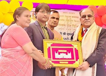 प्रधानमन्त्रीले धनुषा र सिरहा जोड्ने कमला नदीको झोलुङ्गे पुलको गरे उद्घाटन