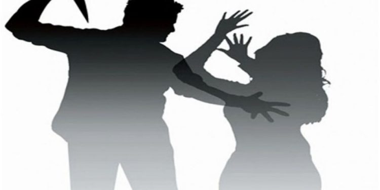 खुकुरी प्रहार गरी श्रीमानले गरे श्रीमतीको हत्या