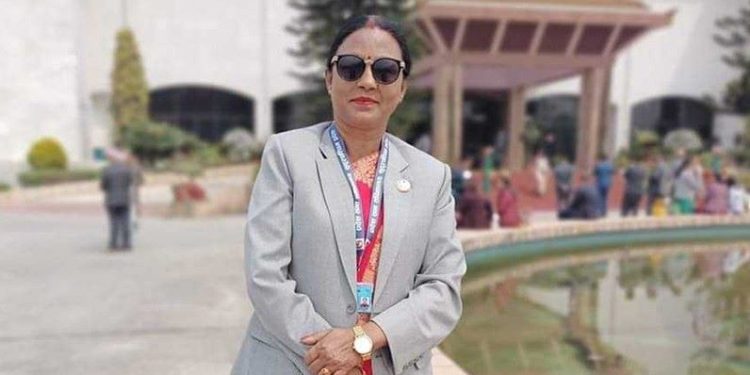 नागरिक उन्मुक्ति पार्टीकी सांसद इन्दिरा गिरी पदमुक्त