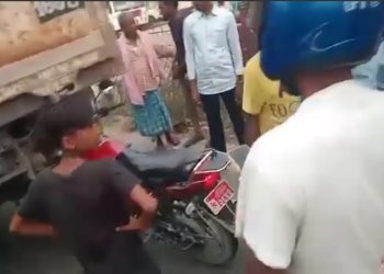 टिपरमा ठोक्किएर मोटरसाइकल चालकको मृत्यु