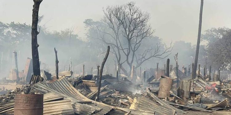 सप्तरीमा भीषण आगलागी, २ सयभन्दा बढी घर जलेर नष्ट