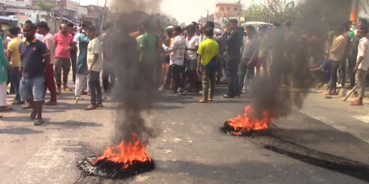 हजरत महोम्मद विरुद्ध टिपण्णी गर्नेलाई कारर्वाहीको माग गर्दै जनकपुरधाममा प्रर्दशन