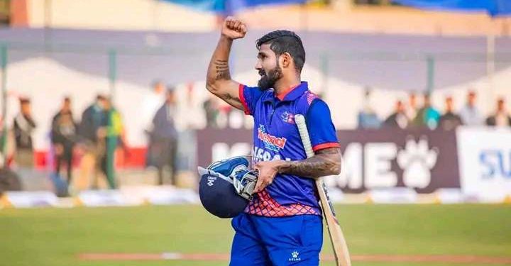 एकै ओभरमा ६ छक्का हाने नेपाली खेलाडी दीपेन्द्र