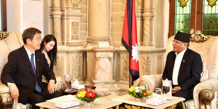 प्रधानमन्त्री प्रचण्ड र उपाध्यक्षबार्टर बिच भेटवार्ता