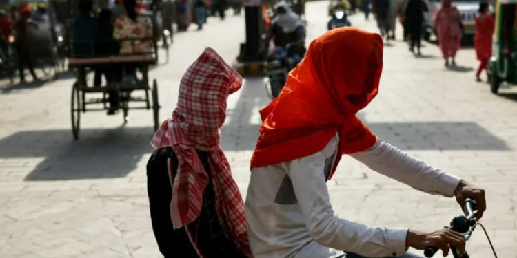 गर्मीका कारण चार दिनमा ३२० जनाको मृत्यु : भारत