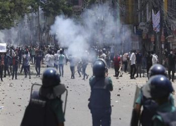 आन्दोलनमा ३५ जनाको मृत्यु, देशभर कर्फ्यु : बंगलादेश