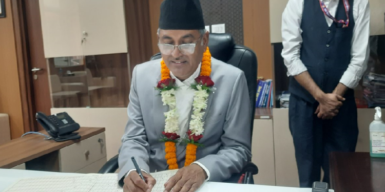 महान्यायाधिवक्ता वडालद्वारा शपथग्रहण