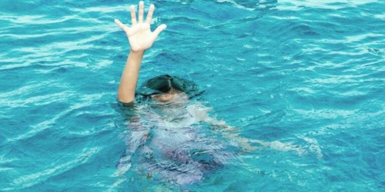 खाल्डोमा डुबेर बालकको मृत्यु