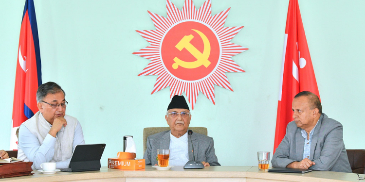राजीनामा दिन प्रचण्डलाई एमालेको आग्रह