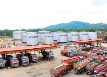 पेट्रोल र डिजलको मूल्य घट्यो