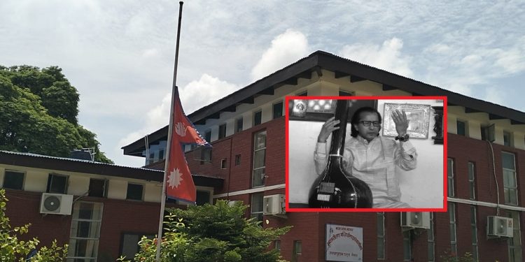 लोकप्रिय गायक गुरुदेवको शोकमा मधेस सरकारले झुकाइयो आधा राष्ट्रिय झन्डा