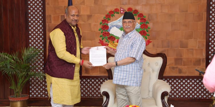 प्रदेशको समुन्नतिका लागि सहयोग गर्न प्रधानमन्त्रलाई आग्रह