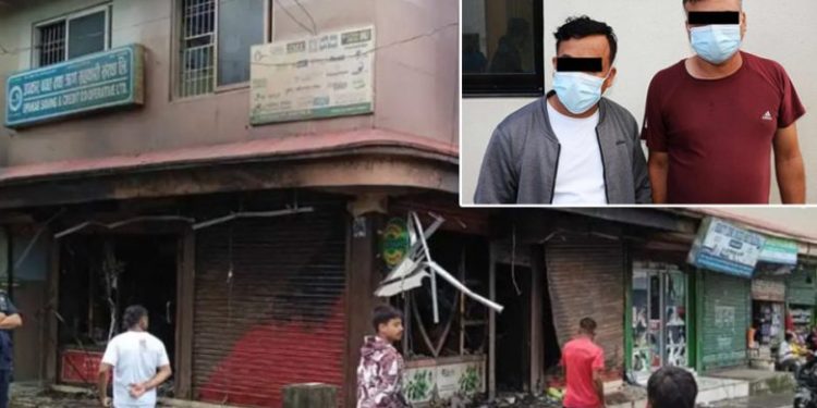 बीमा रकम दाबीका लागि आफ्नै पसलमा आगो लगाउने २ जना कारागार चलान