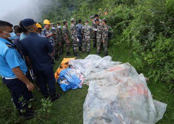 हेलिकप्टर दुर्घटना : पाँच जनाको शव ल्याइँदै