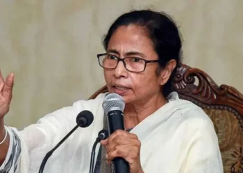 बलात्कारीलाई मृत्युदण्ड दिने विधेयक ल्याउने बेनर्जीको घोषणा