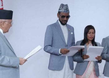 तीन राज्यमन्त्रीले लिए शपथ