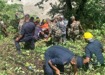 बस दुर्घटनामा १४ जनाको मृत्यु