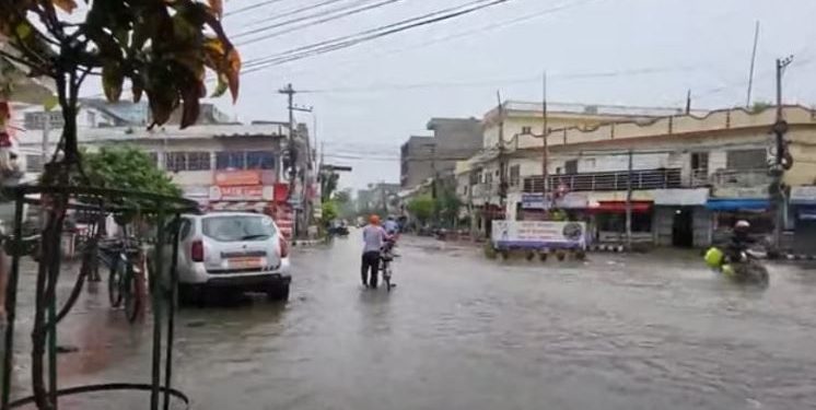 मधेशमा बाढीका कारणले ३ जनाको मृत्यु, १ बेपत्ता, ३४ को उद्धार :