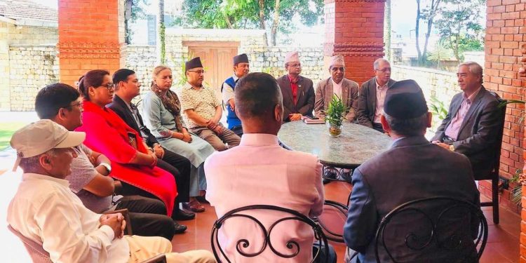 मेयर बालेनका गतिविधि अराजनीतिक : देउवा